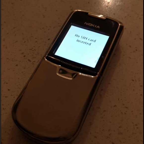 Nokia 8800 - Picture 2 of 2